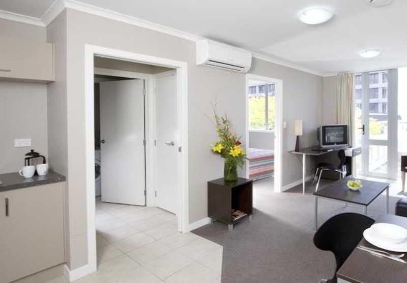Quest On Ward Serviced Apartments Hamilton Bagian luar foto
