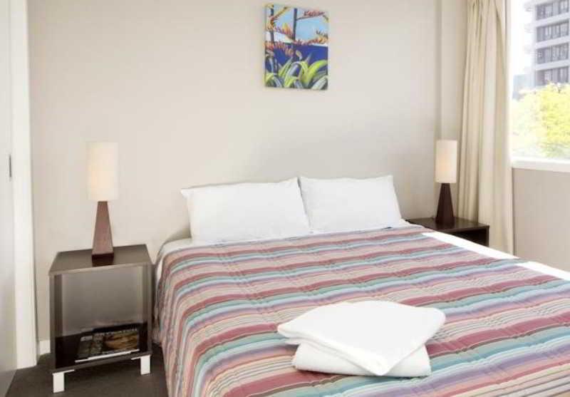 Quest On Ward Serviced Apartments Hamilton Bagian luar foto