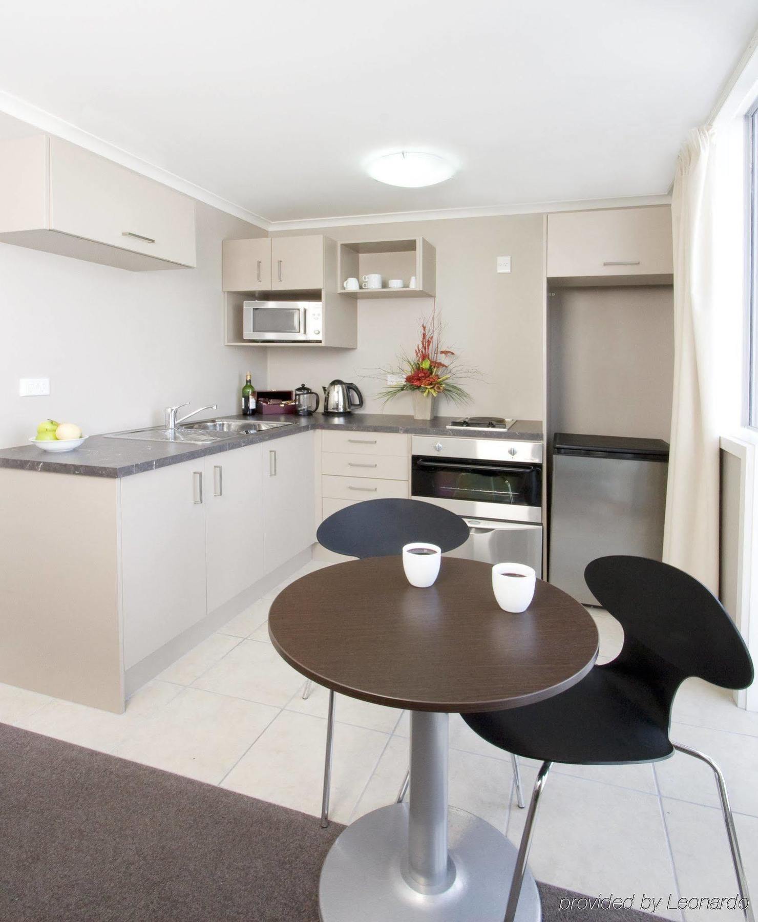 Quest On Ward Serviced Apartments Hamilton Ruang foto