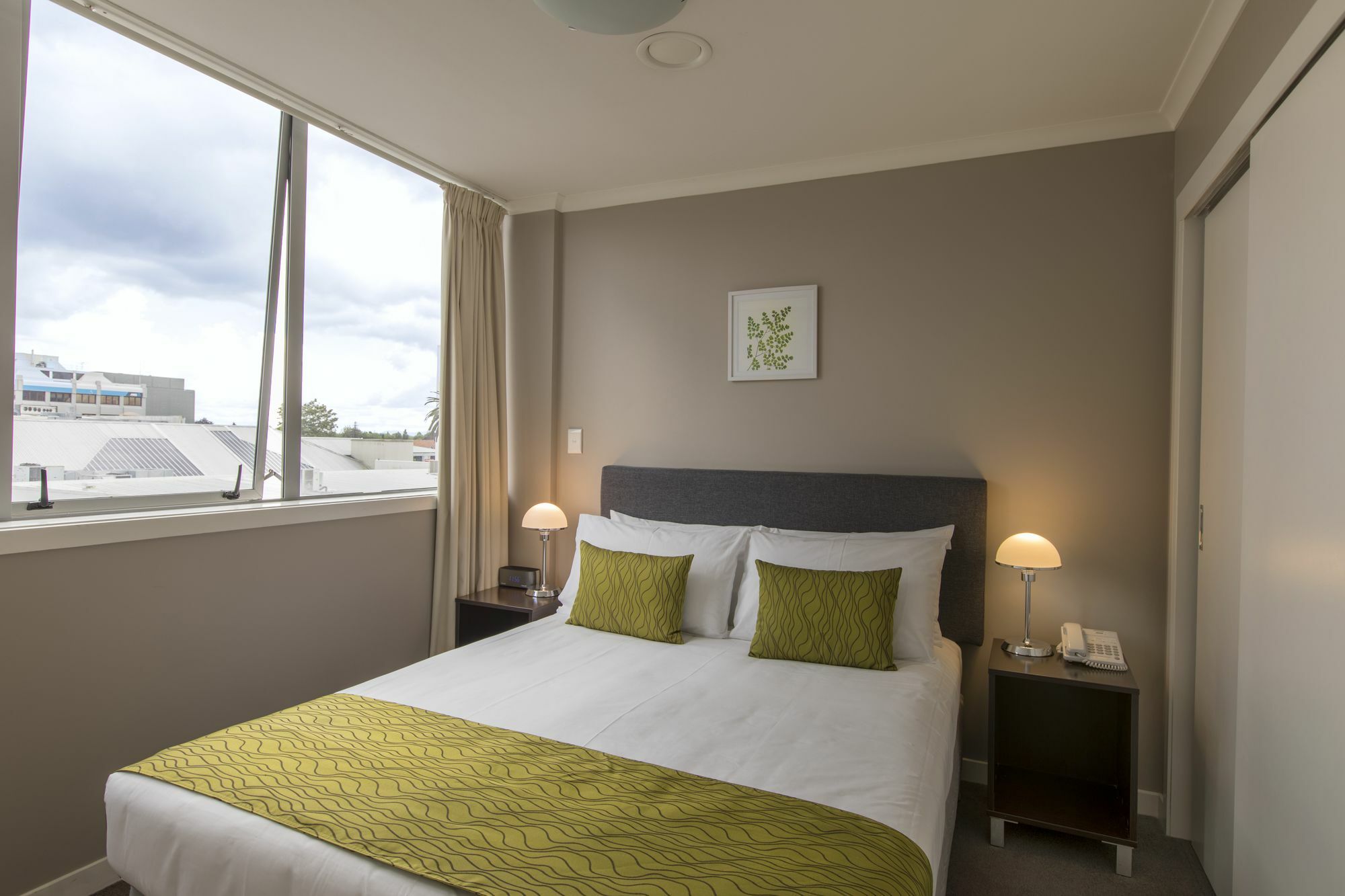 Quest On Ward Serviced Apartments Hamilton Bagian luar foto